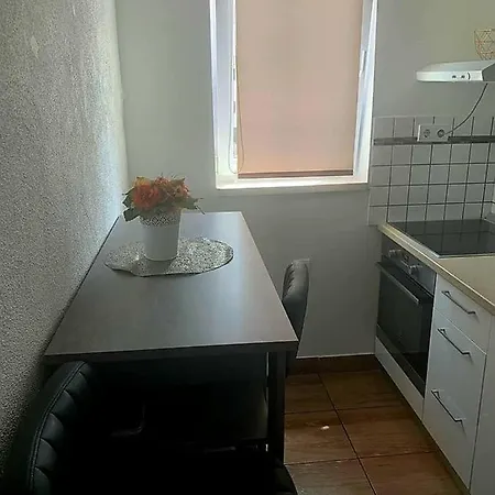 Studio Apartmant Leona With Parking Place Apartment *