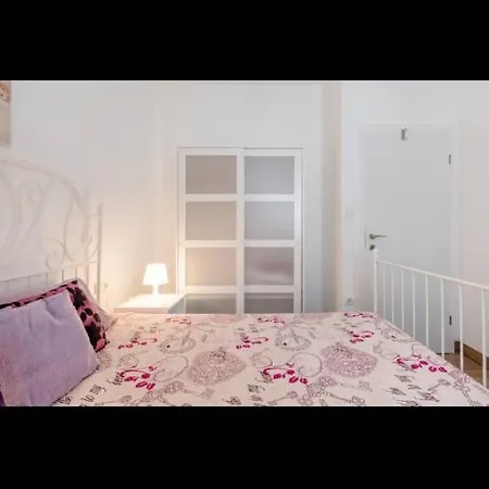 Studio Apartmant Leona With Parking Place Apartment *